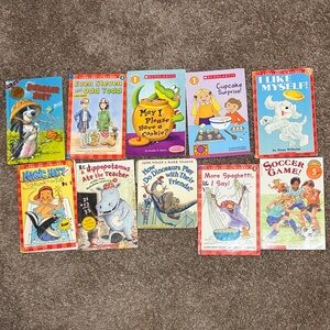 10 Scholastic Colorful Kids Book Collection